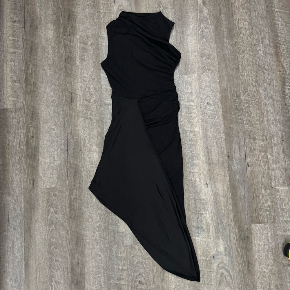 NWT Elegant Unique Black Sleeveless Asymmetrical Dress Sz S
